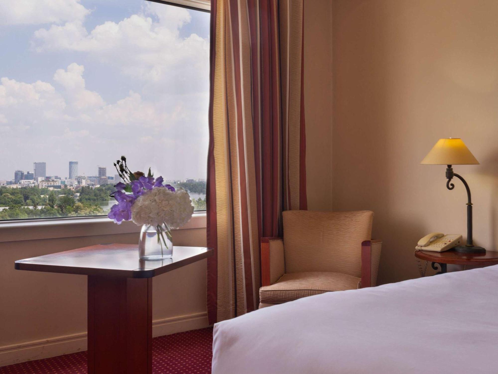 Pullman Bucharest World Trade Center Hotel Luaran gambar