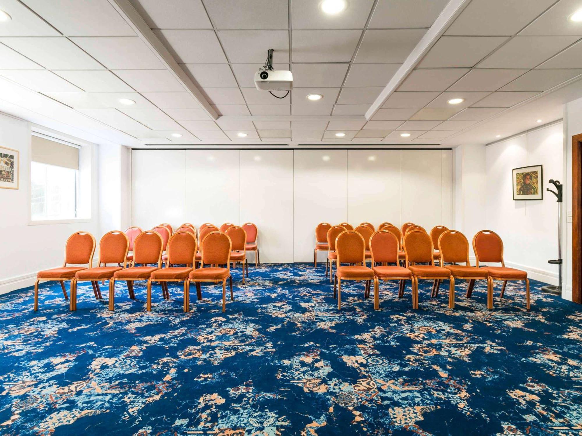 Pullman Bucharest World Trade Center Hotel Luaran gambar